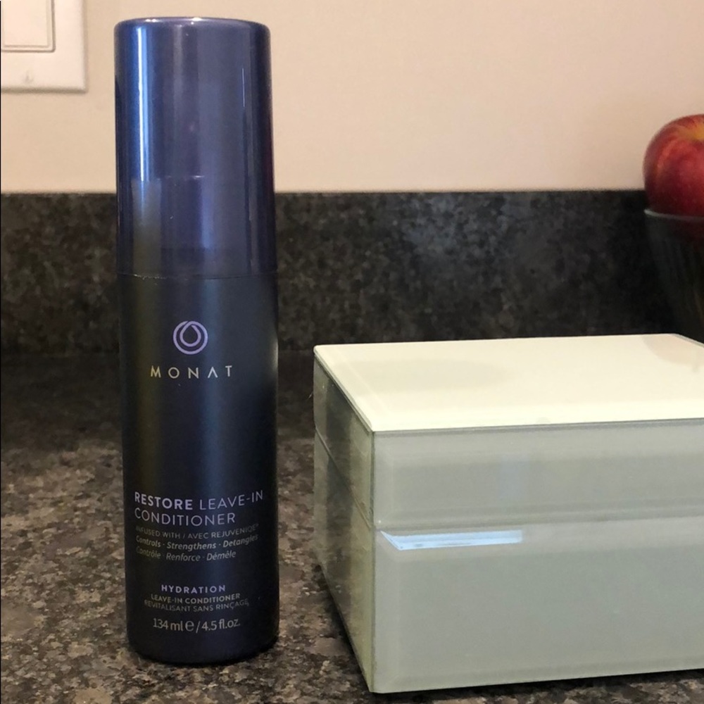 Restore Leave - In Conditioner by Monat
